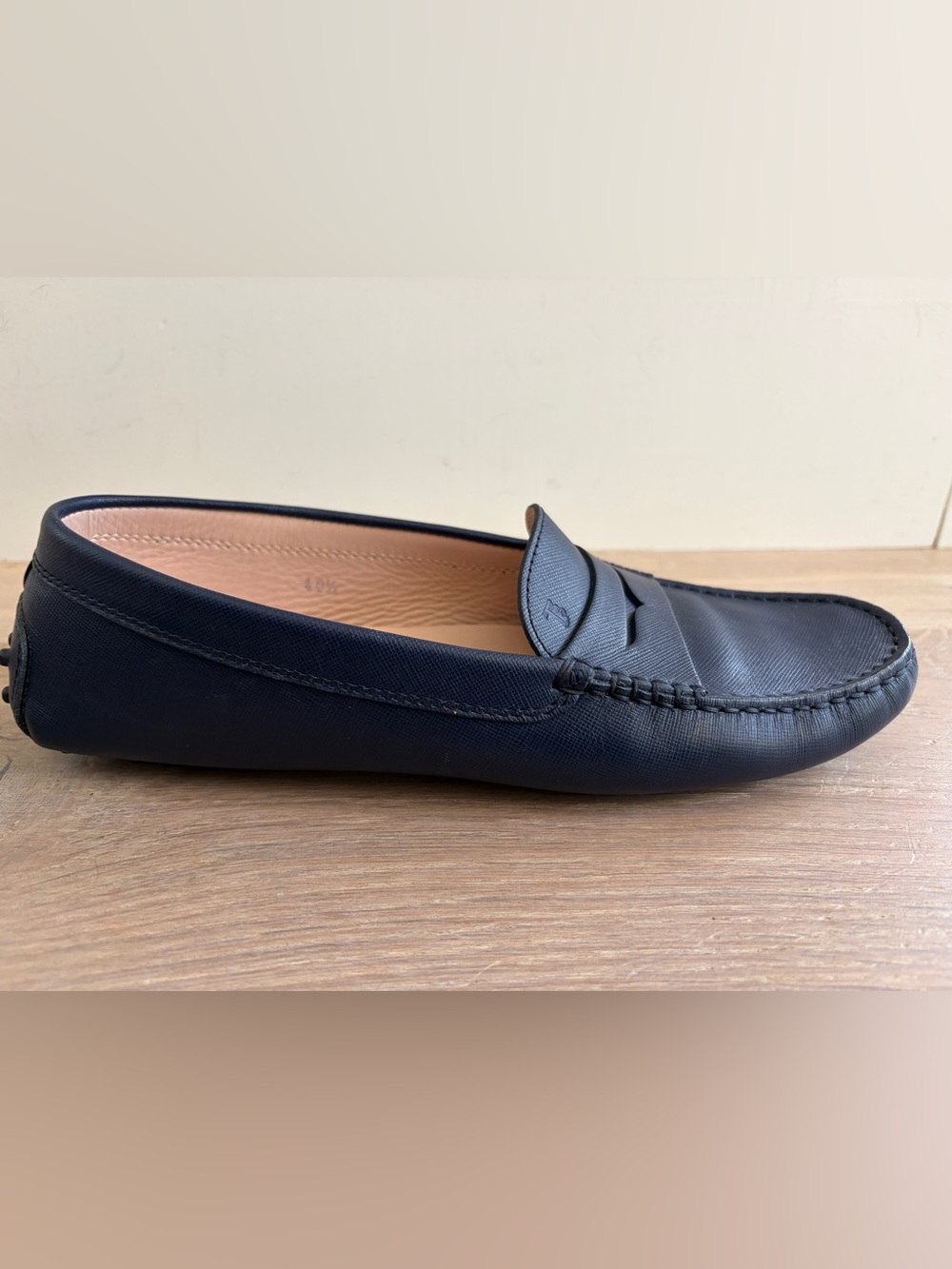 TODS Ladies Navy Blue Flat Shoes Gommini Mocassino Loafers preppy 40.5 / US 9.5 - Picture 10 of 11